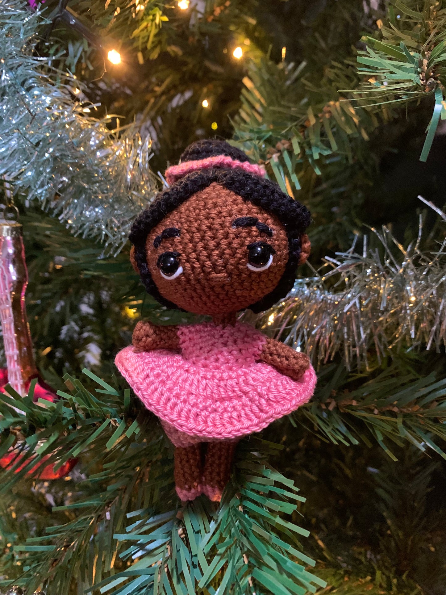 Tiny ballerina crochet pattern